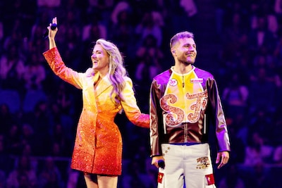 Suzan & Freek sluiten concertreeks in GelreDome af en bedanken fans: ‘Gezongen, gelachen en gehuild’