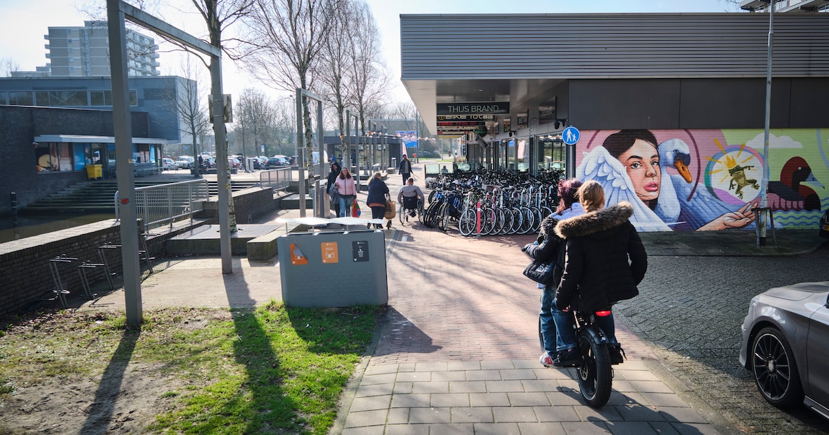Overlast in winkelcentra door jongeren, zo pakken gemeenten het aan: gebiedsverbod en boete tot 1000