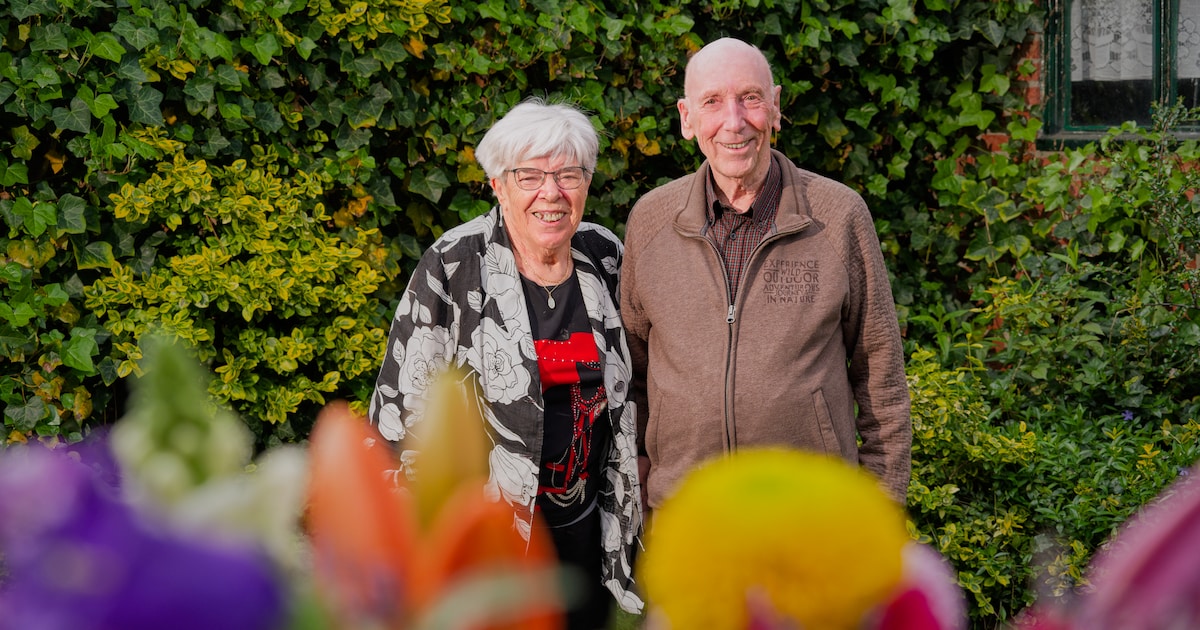 Van ‘eerste liefde’ tot scheurtjes in de krant: Ruud en Bregje zijn 65 jaar getrouwd