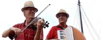 Klezmer en country te horen in muziekkoepel in Deventer Worpplantsoen
