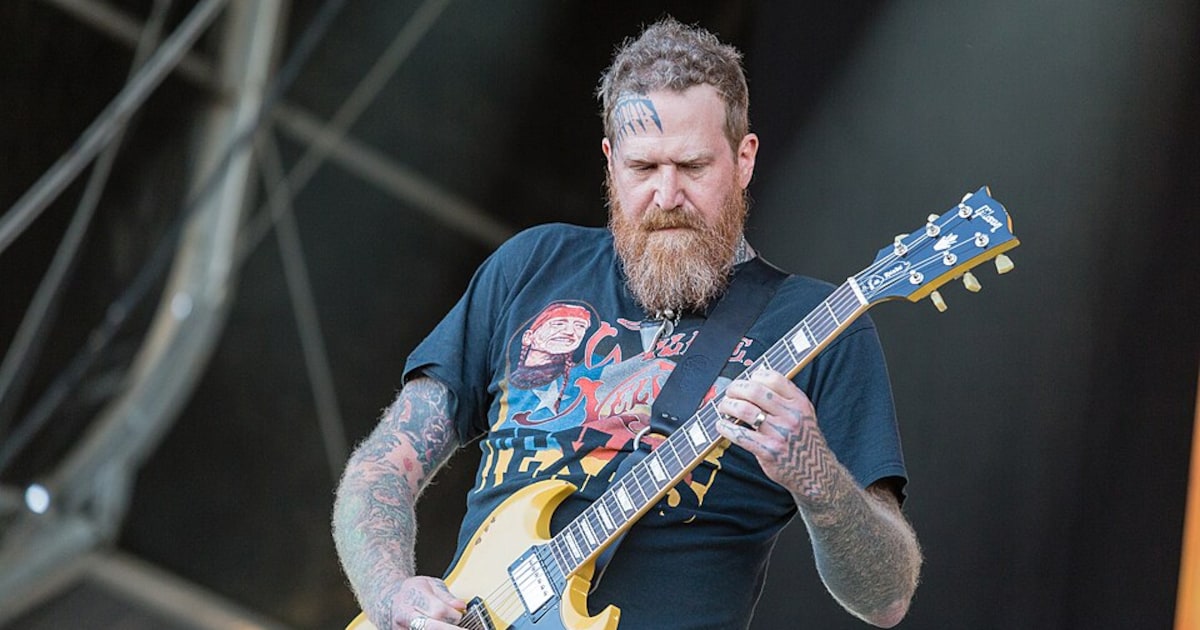 Bekende metalgitarist Brent Hinds omgekomen bij motorongeluk, zou in Nederland komen optreden.