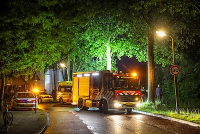 Trein maakt noodstop in Amersfoort, persoon op het spoor