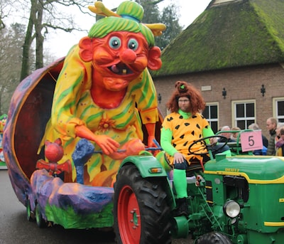 De Piepenplassers vieren carnaval in Vilsteren
