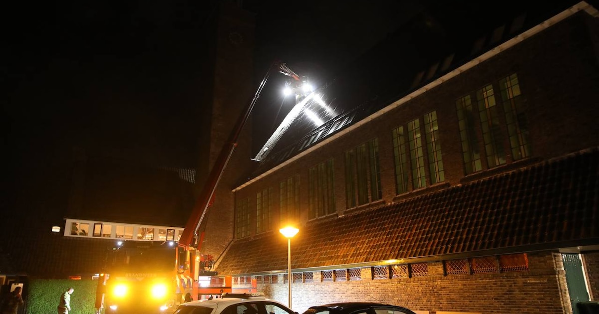 Schoorsteenbrand in omgebouwde kerk op Zuiderkerkplein in Apeldoorn