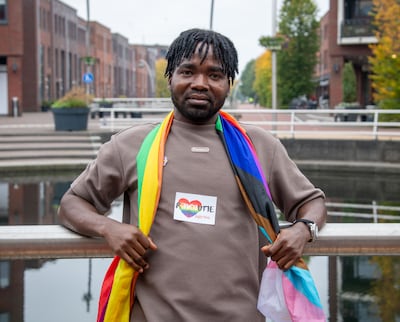 Anderson (35) kan in Nederland eindelijk zichzelf zijn, maar is bang dat hij weg moet