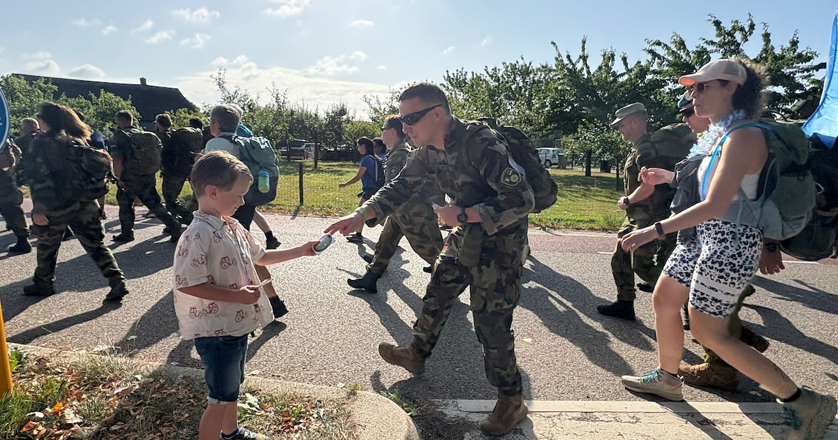 LIVE Vierdaagse | Chaos in Bemmel: grote opstopping • Tweehonderd blaren behandeld