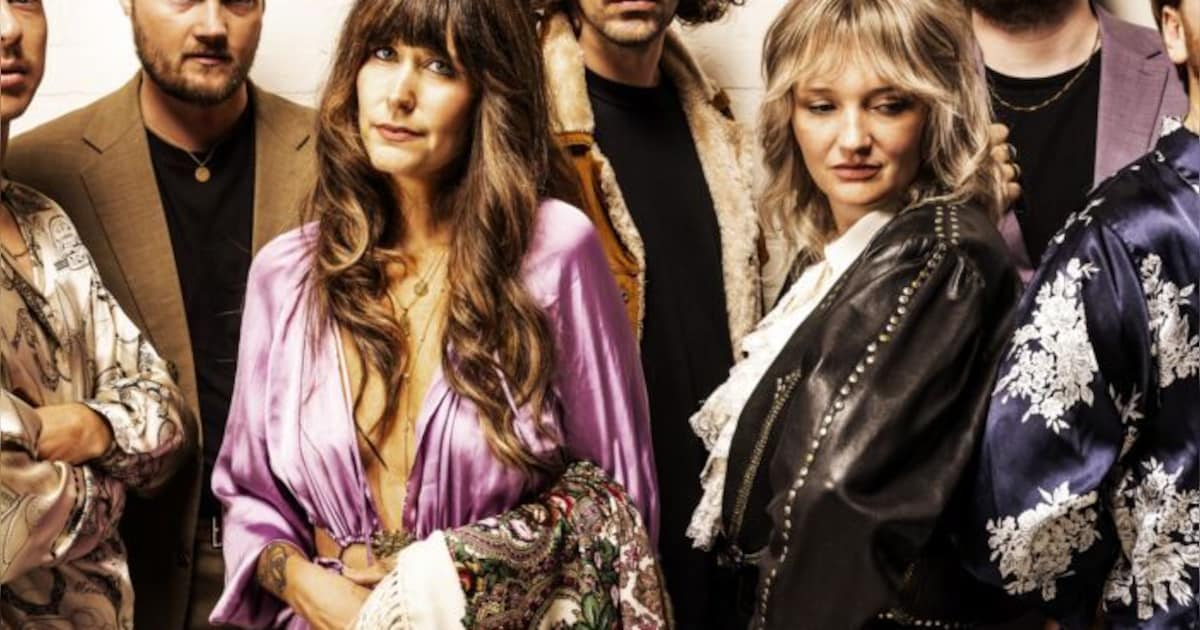Bekende nummers van Fleetwood Mac klinken in het theater in Emmeloord