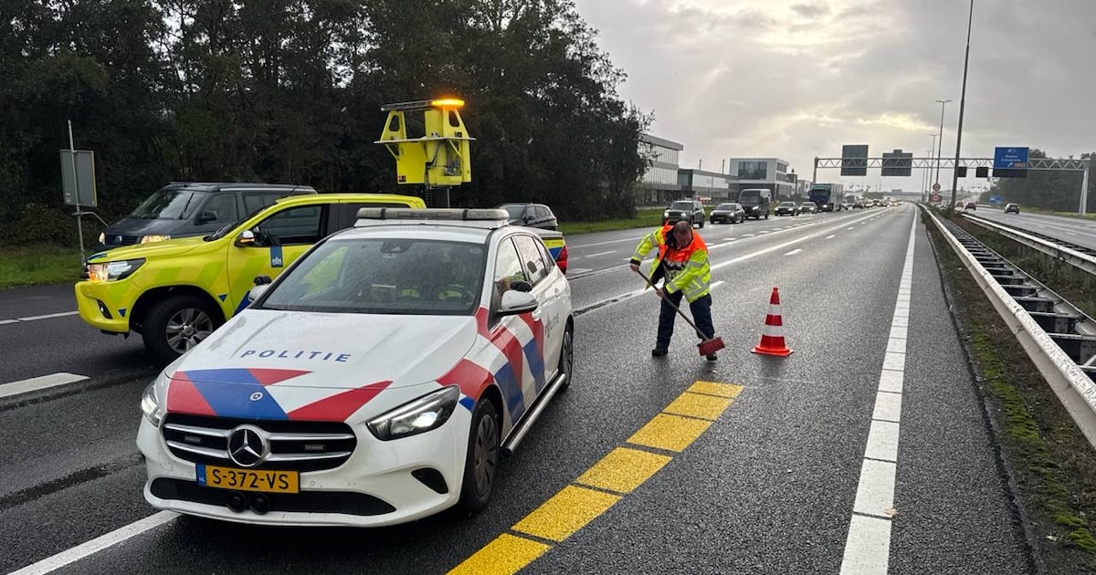 Weg bij knooppunt Hattemerbroek is weer vrij na ongeluk.
