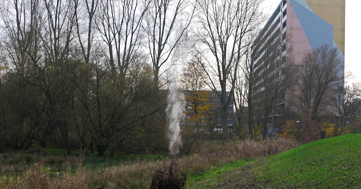 Na opvallende vondst volgt harde knal: zwaar vuurwerk tot ontploffing gebracht