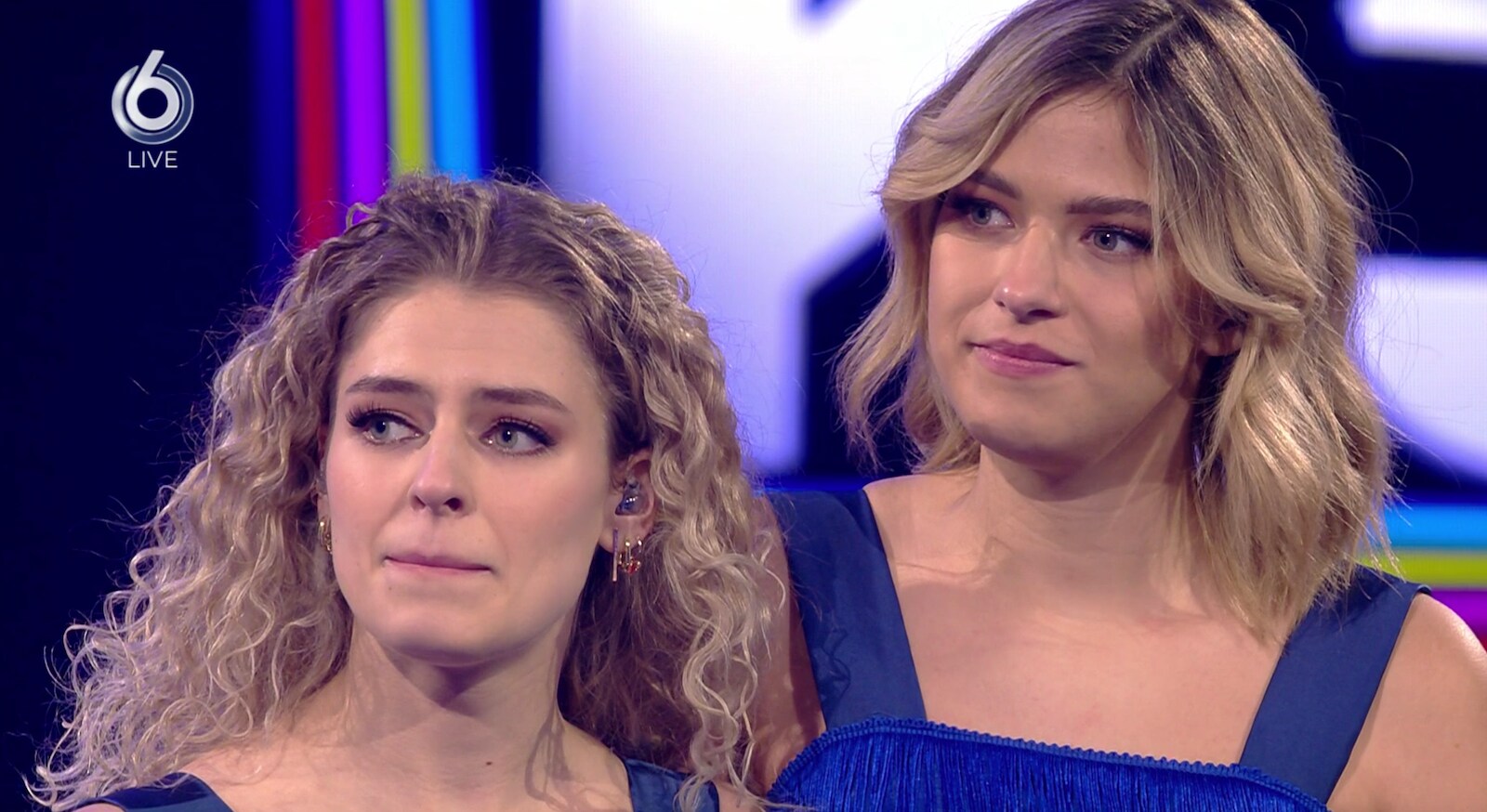 Amy en Julia tijdens de finale