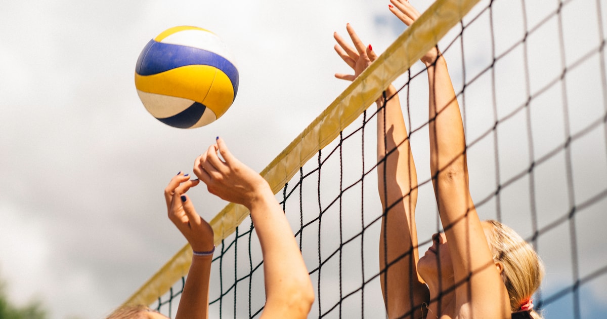 Beachvolleybal, feest en markt tijdens de Zomerparade in Lelystad