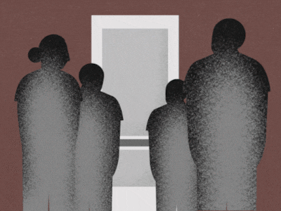 Politie vindt duizenden liters chemicaliën in Apeldoornse kelderbox, nu dreigt bewoner zijn huis te 