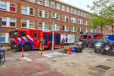 Bewoners ademen rook in bij woningbrand in Amsterdam