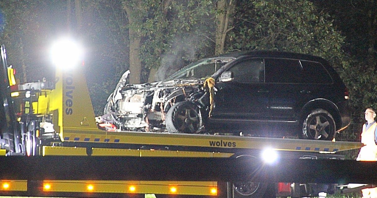 Twee rijstroken dicht door voertuigbrand op A1 ter hoogte van Holten
