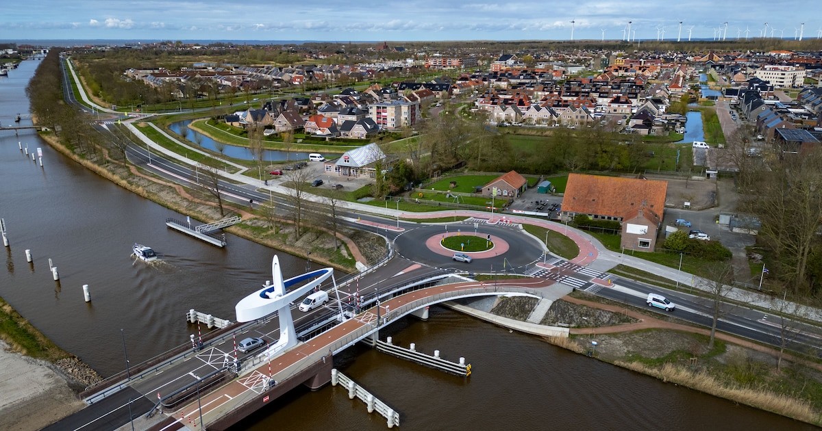 Belangrijke brug op Urk heeft opnieuw kuren: verkeer moet omrijden