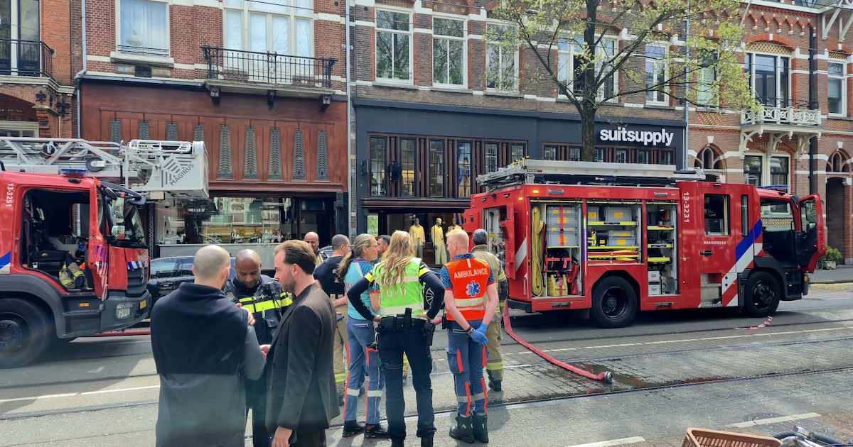 Grote brand in winkelpand Willemsparkweg in Amsterdam