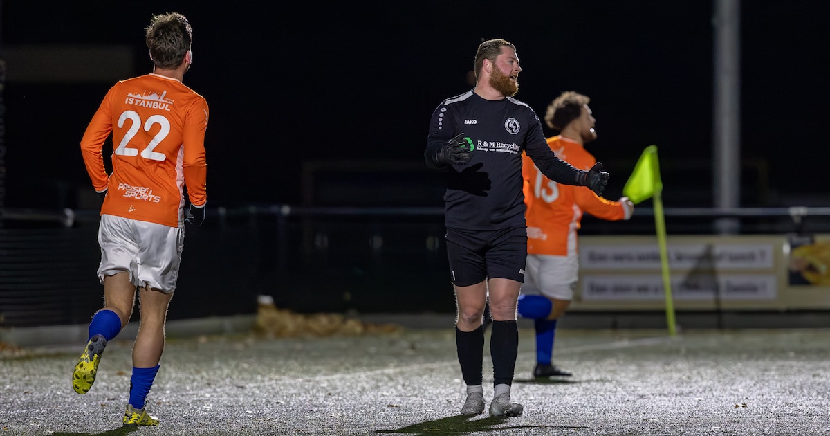 Hammouchi volgt Merraki naar Nunspeet • Nagele verliest keeper • Grafhorst van Dieze West naar WHC