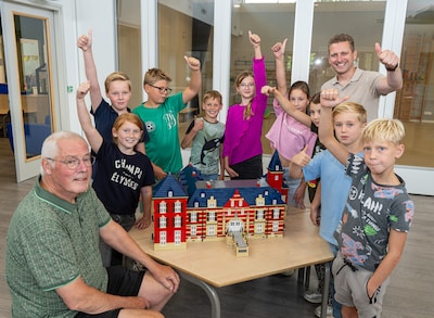 Twickel wilde het niet, maar deze school wel: legokasteel van Willem krijgt nu een plek in Delden