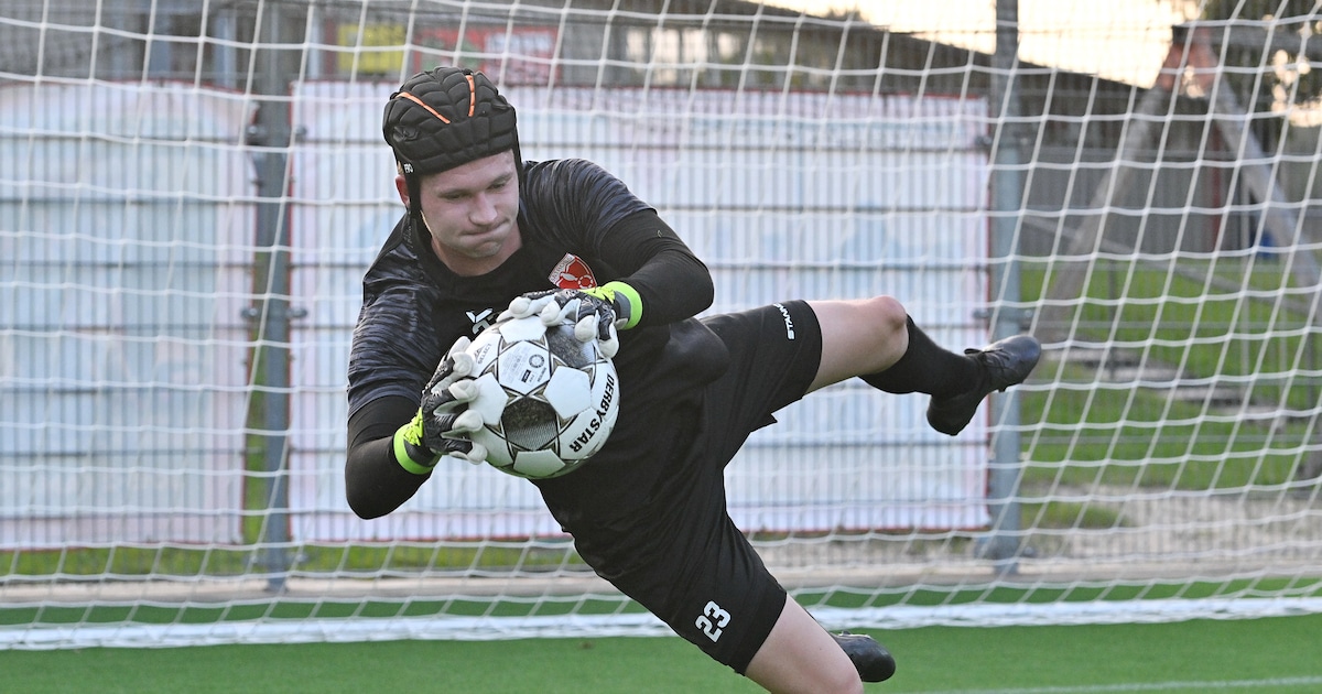 Keeper Kevin lag na botsing weken met schedelbreuk in een donkere kamer: nu is hij terug.