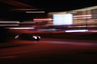 M.Y. schakelt zijn vrienden in af voor een afrekening, zij krijgen nu ook hun straf