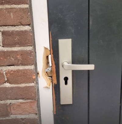 Sleepsporen leiden Monique naar onaangename ontdekking: ‘Ik moest huilen toen ik het zag’