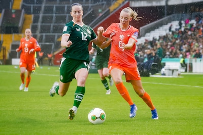 LIVE WK-kwalificatie | Directe WK-plaatsing op de tocht voor Oranje, Beerensteyn mist enorme kans op gelijkmaker in Ierland
