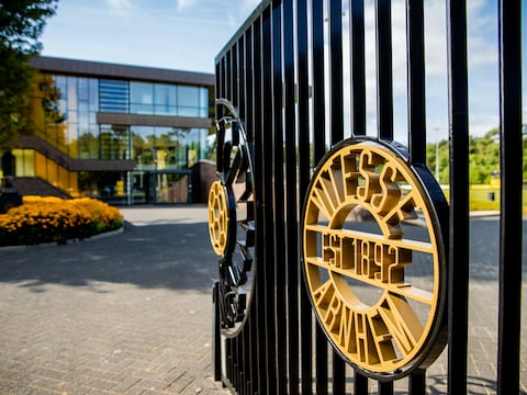 Wie krijgt er van Vitesse een contract? Dit zijn de concrete opties
