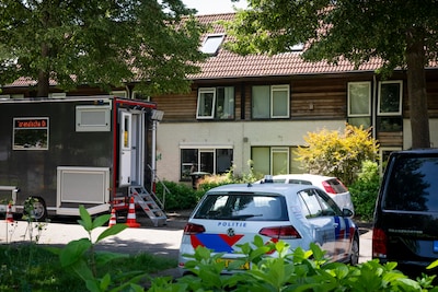 Schok na dood van vrouw in Zeewolde: ‘En dan zie je dat de buurman wordt meegenomen’
