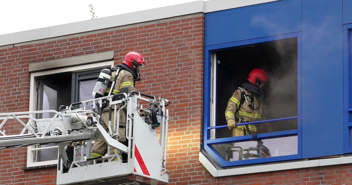 Gewonde bij middelbrand in Amsterdams appartementencomplex | Regio | De ...