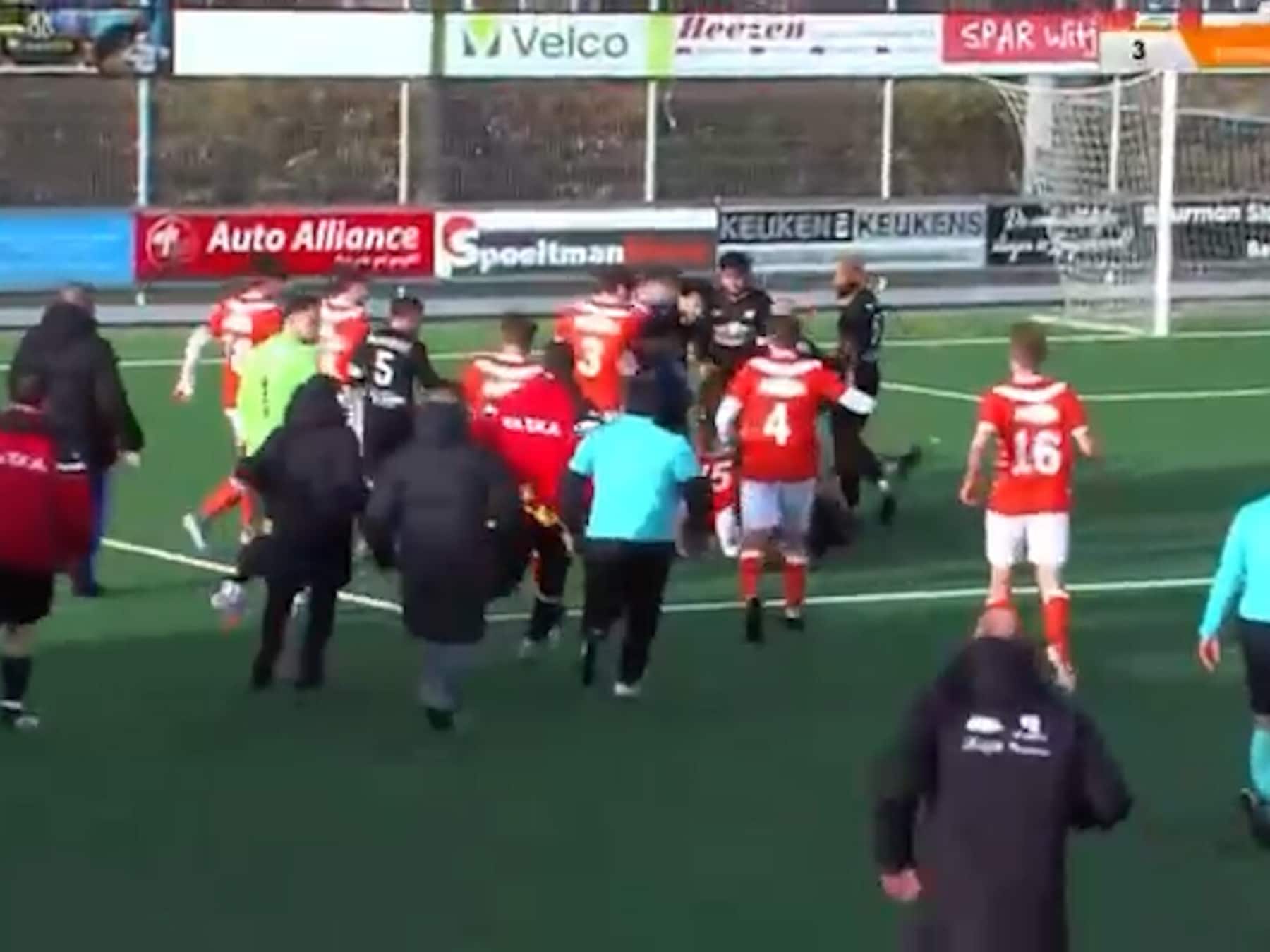 KIJK | Duel in amateurvoetbal loopt volledig uit de hand