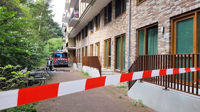Brand in complex aan Noorderhaakspad in Amsterdam-Noord