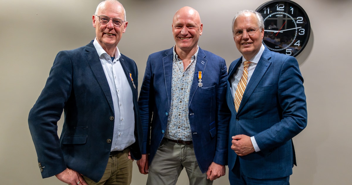 Koninklijke onderscheiding voor oud-raadsleden in Raalte