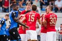 Wout Weghorst wordt bejubeld.