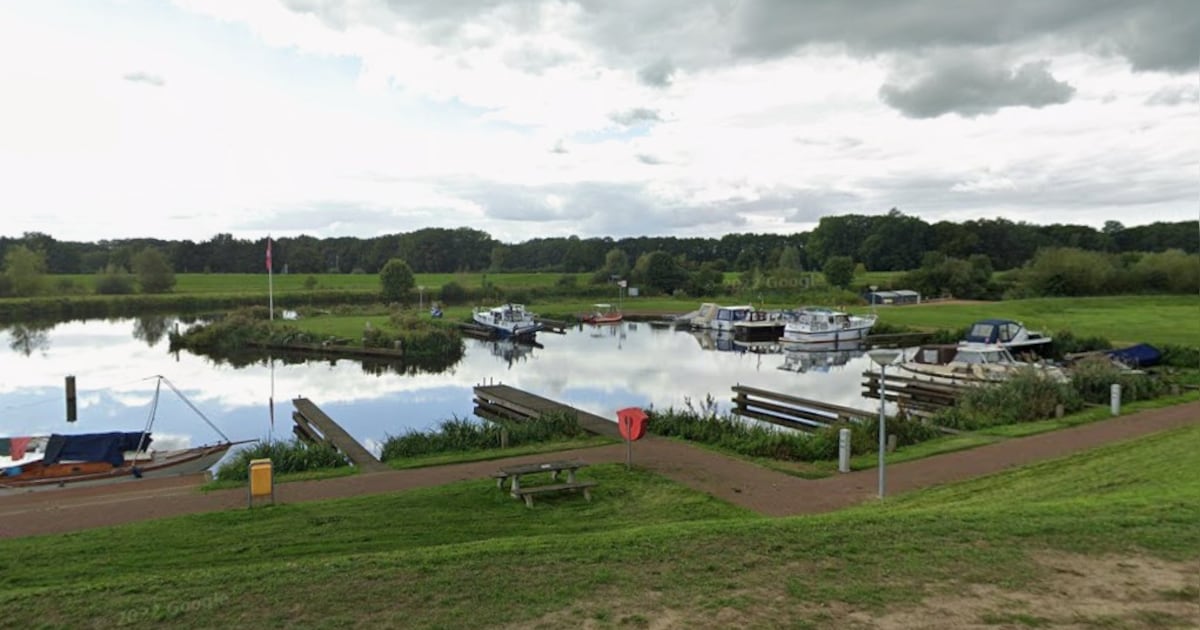 In de haven van Dalfsen regelen watersporters voortaan alles met een QR-code