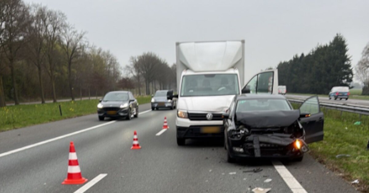 Half uur vertraging op A28 richting Amersfoort door ongeval