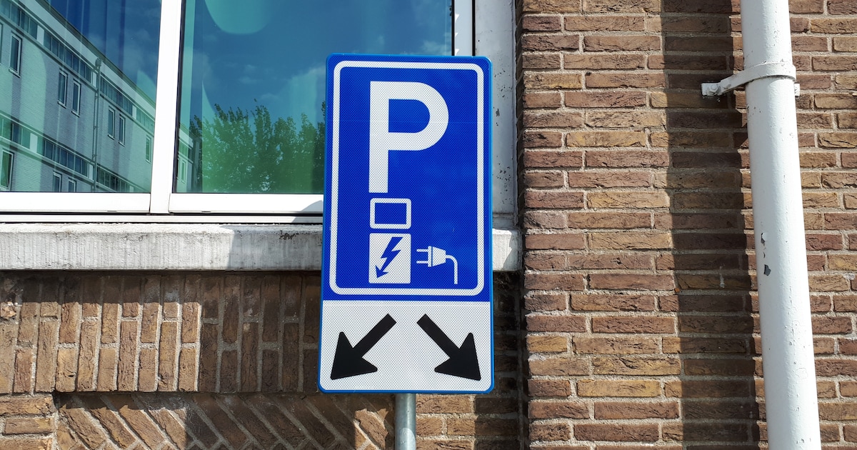 Netbewust opladen in Staphorst, op sommige momenten minder stroom naar laadpalen