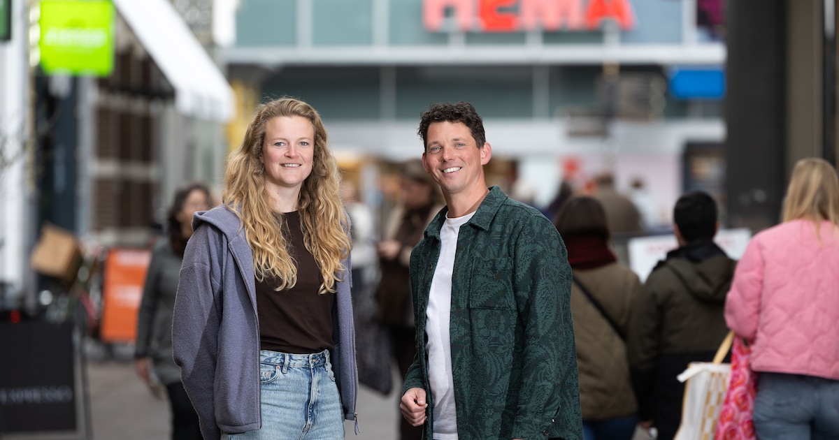 Violet (30) en Bart (41) mogen samen sleutelen aan de binnenstad van Deventer: ‘Je moet blijven verr