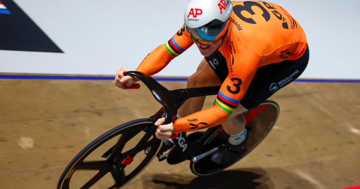 Wat een machtsvertoon: Jeffrey Hoogland verovert voor vijfde keer wereldtitel tijdrijden