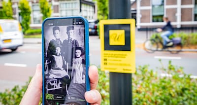 Via dit gele bordje komt historie van Apeldoornse straat tot leven