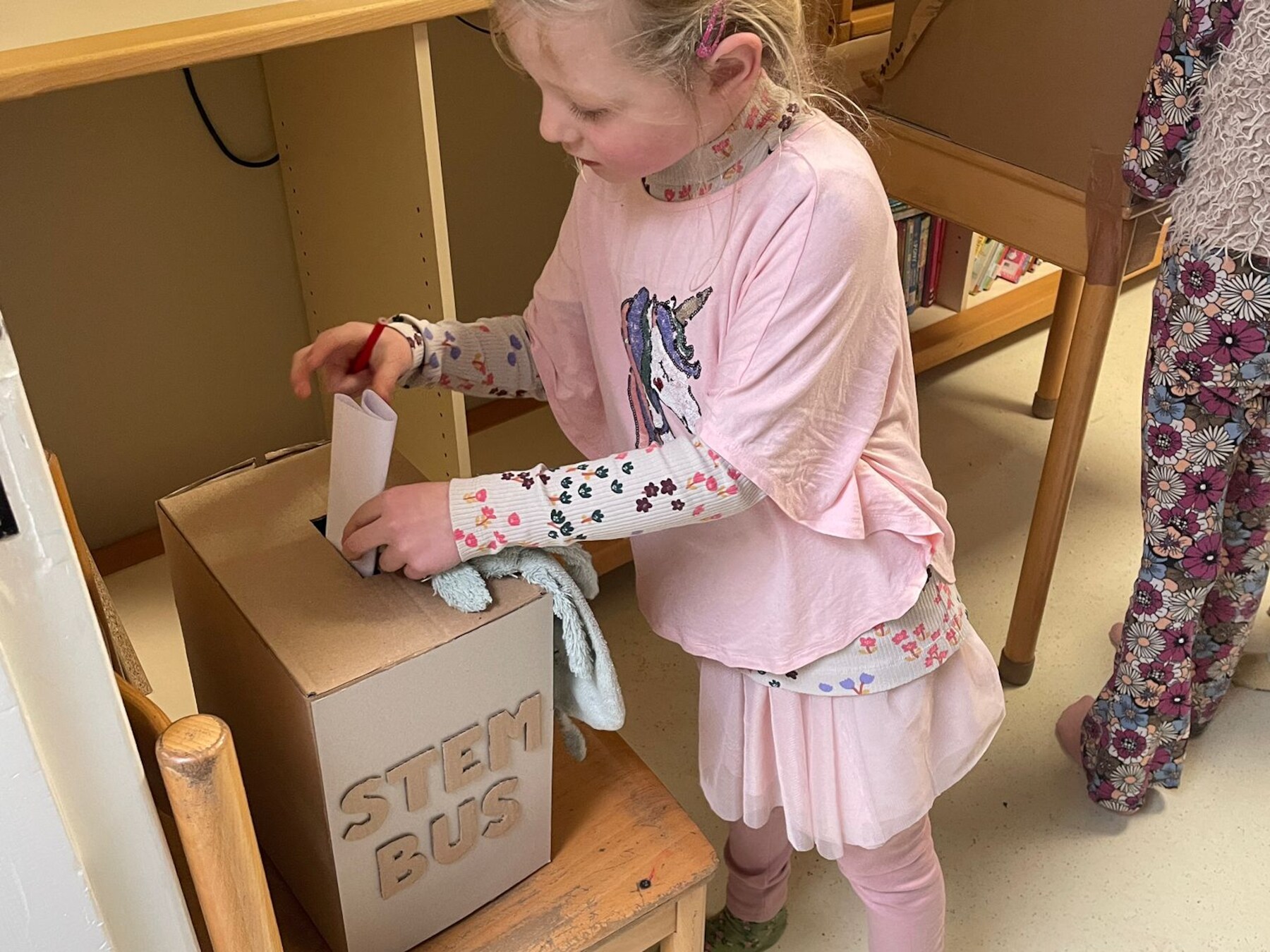 Deze Zwolse basisschool heeft eigen verkiezingen: ‘Ik wil traktaties in de klas terug’