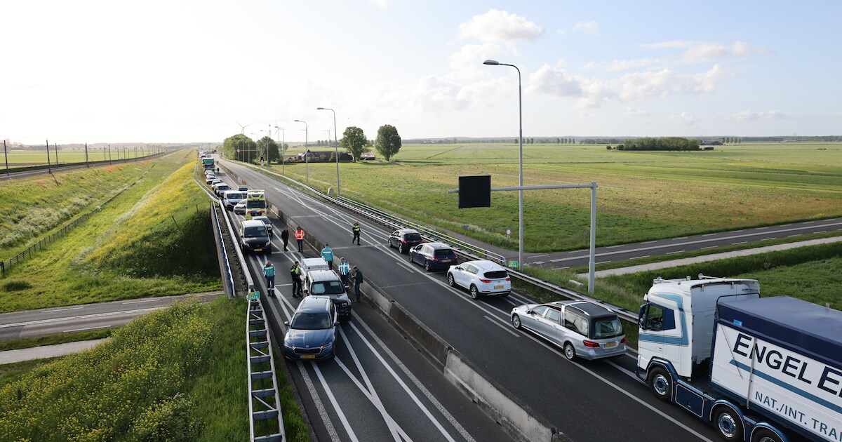 Auto’s botsen tegen elkaar op N50 bij Kampen-Zuid, weg inmiddels weer ...