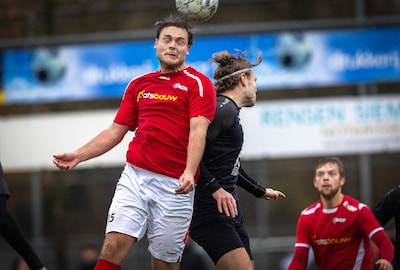 Bij AZSV zit de topscorer op de bank. Er wordt alles aan gedaan om geen doelpunt meer te maken