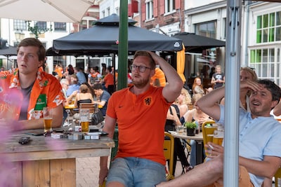 Horeca in Amersfoort hoopt op groot scherm bij WK-wedstrijden: ‘Dat zou het ideale scenario zijn’