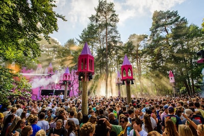 Schrik bij Into the Woods door pepperspraysproeier en kettingtrekker