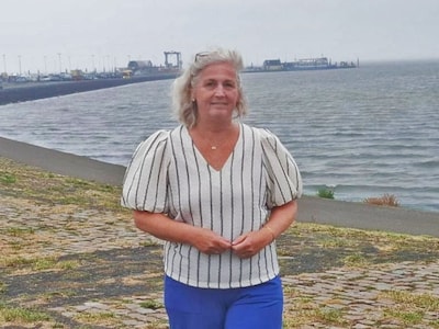 Anita uit Amersfoort is zielsgelukkig op het kalm voortkabbelende Ameland: ‘Niet meer in de hoogste 