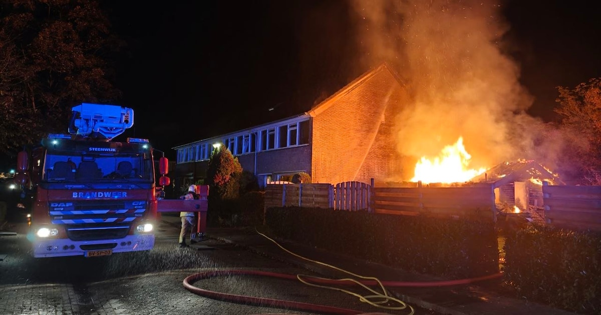 Schuurtje uitgebrand in Steenwijk, ook schade aan andere gebouwen