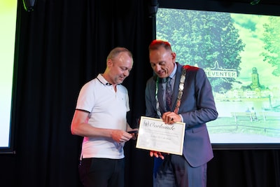 Deventer Stadspenning voor gestopte wethouder Rob de Geest