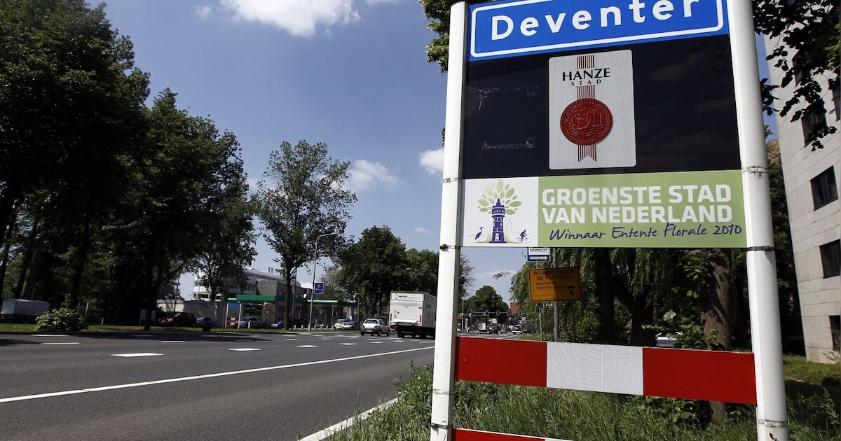 Fancy fair Bij de Ichtuskerk aan de Holterweg in Colmschate is zaterdag een rommelmarkt en fancy fai