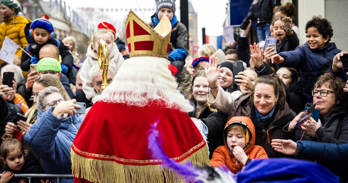 Laatste straatprotesten tegen zwarte pieten: KOZP naar sinterklaasintochten Texel en Yerseke