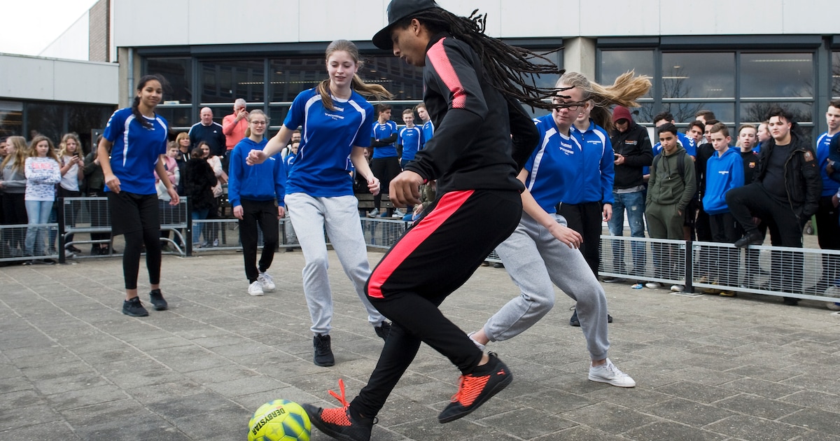 Zomerparade gaat sportief van start in Lelystad met straatvoetbal en basketbal